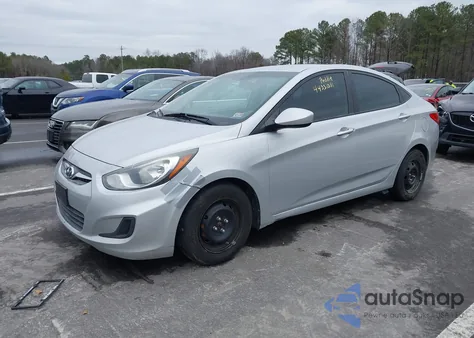 2013 Hyundai Accent Gls z USA, uszkodzony, nr VIN KMHCT4AE9DU555318